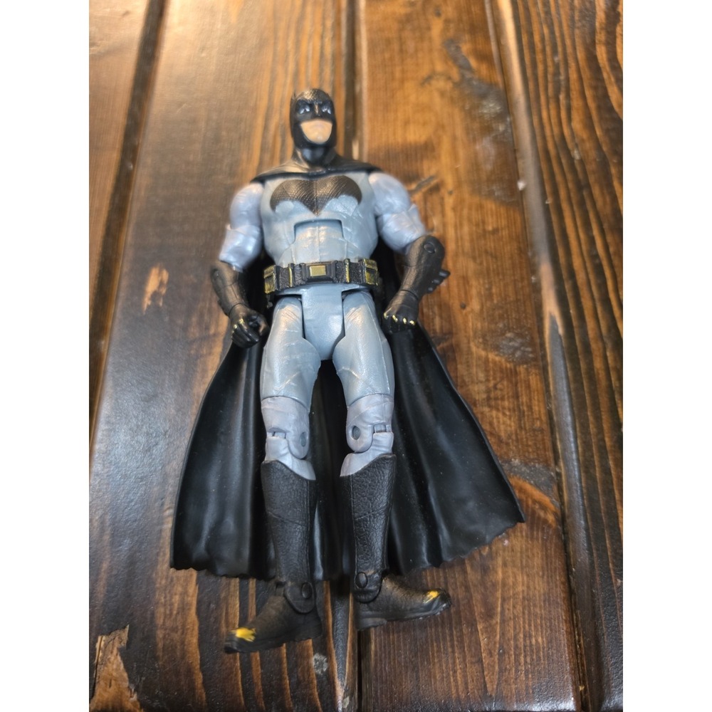 Mattel DC Comics Multiverse Bvs Batman